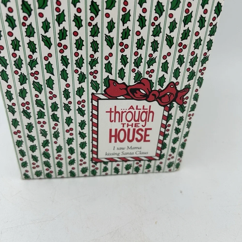 Department 56‎ Mama Figure All Through The House I Saw Mama Kissing Santa Claus